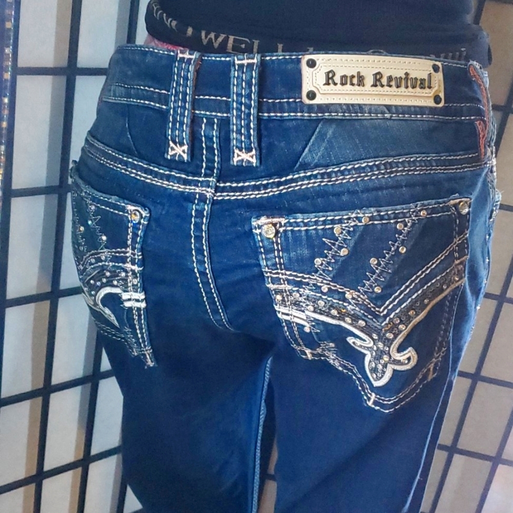 Rock revival jeans womens size 31 Very pretty